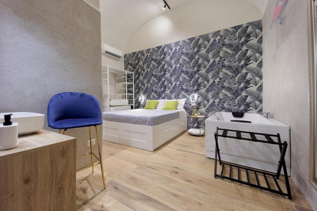 Live Suite Napoli エクステリア 写真