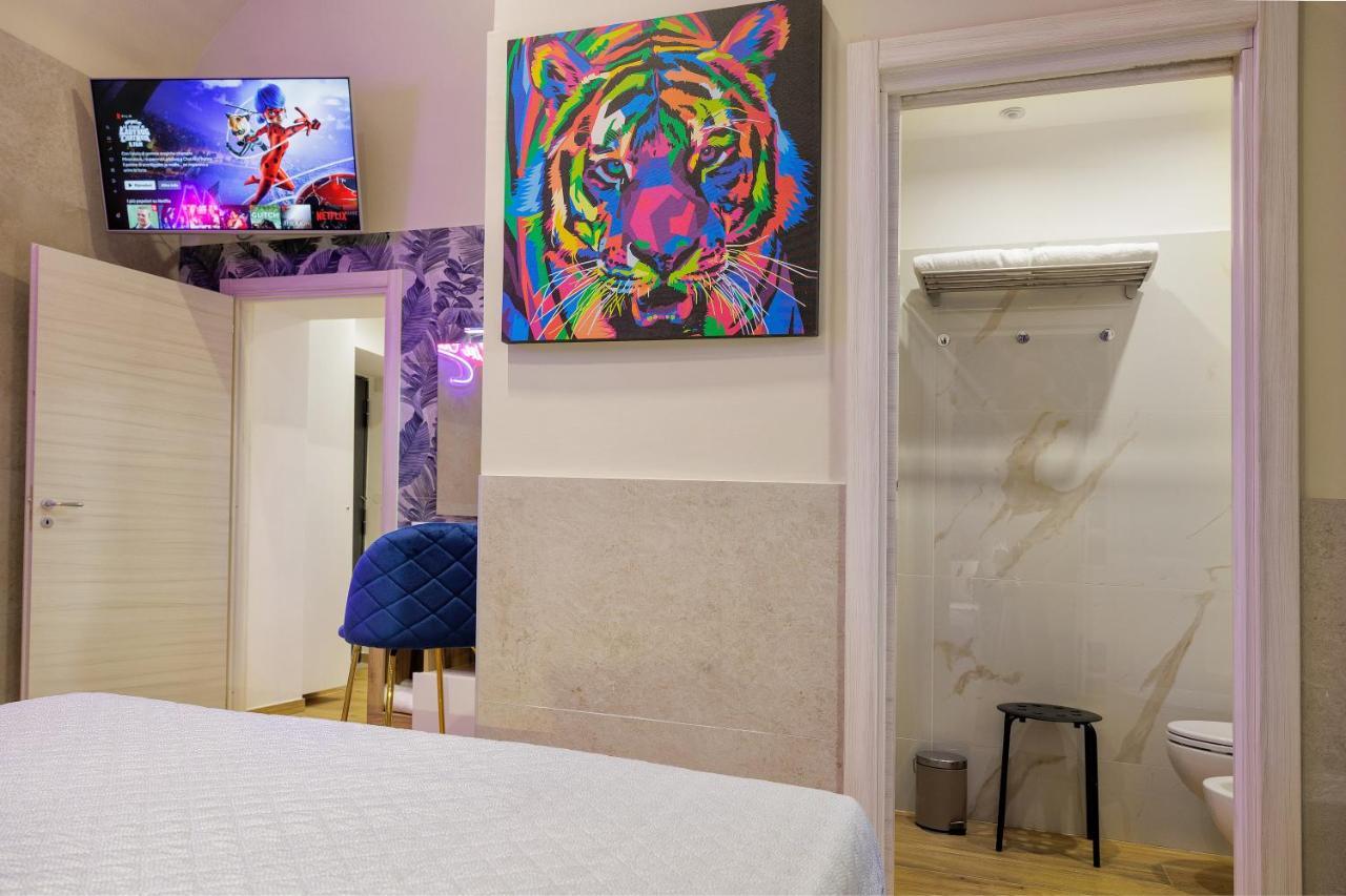 Live Suite Napoli エクステリア 写真