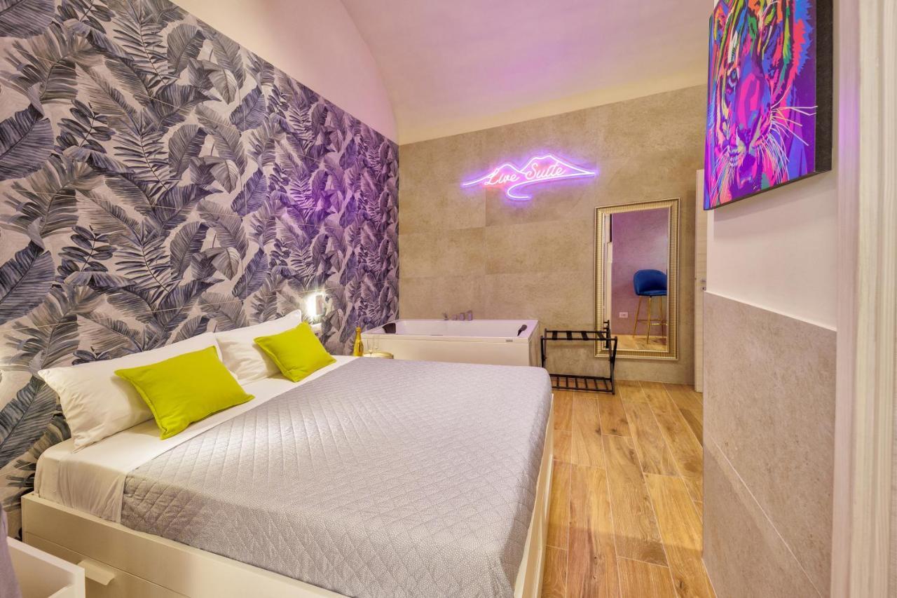 Live Suite Napoli エクステリア 写真