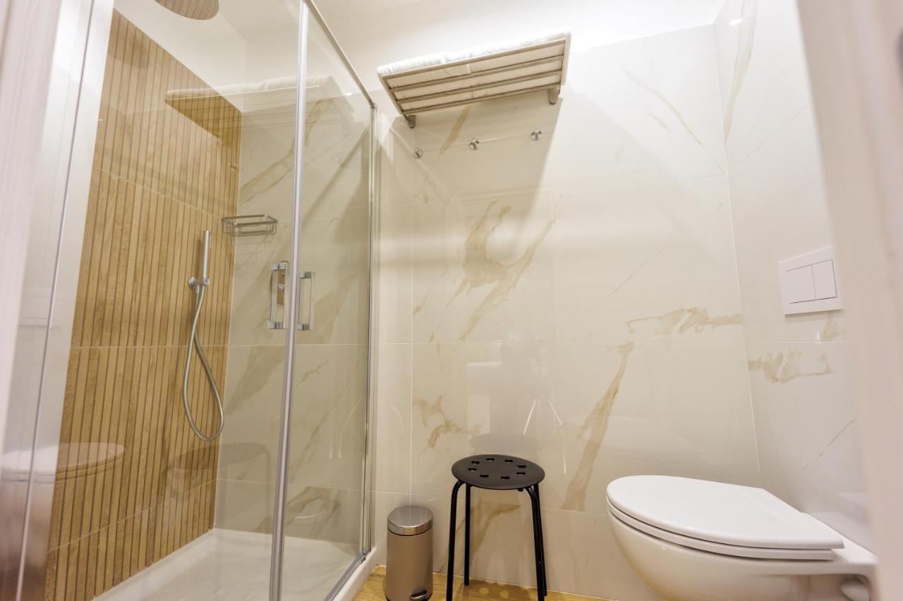 Live Suite Napoli エクステリア 写真