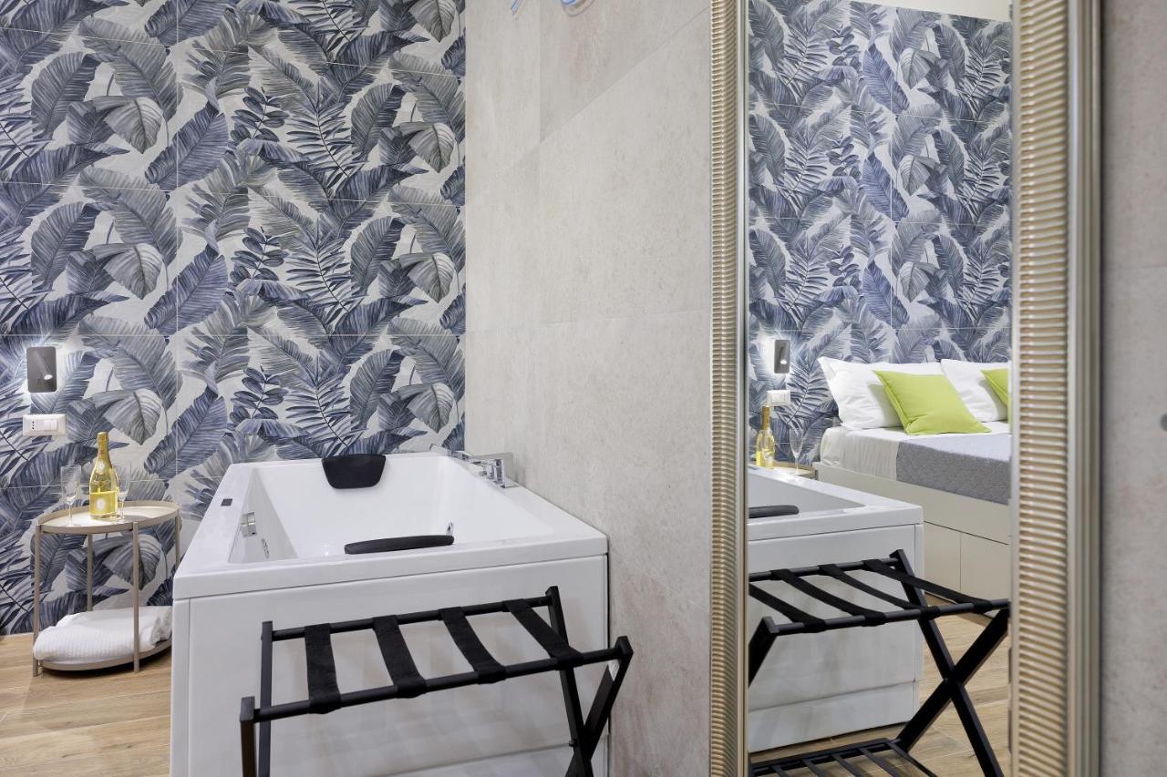 Live Suite Napoli エクステリア 写真